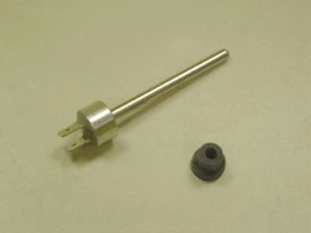 Abgastemperatursensor von Remeha, bestehend aus einem langen Metallstift mit zwei Anschlüssen und einem schwarzen Gummiteil.